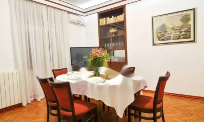 Недвижимость Четырёхкомнатная квартира в центре Опатии: 9