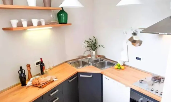 Недвижимость Четырёхкомнатная квартира в центре Опатии: 11