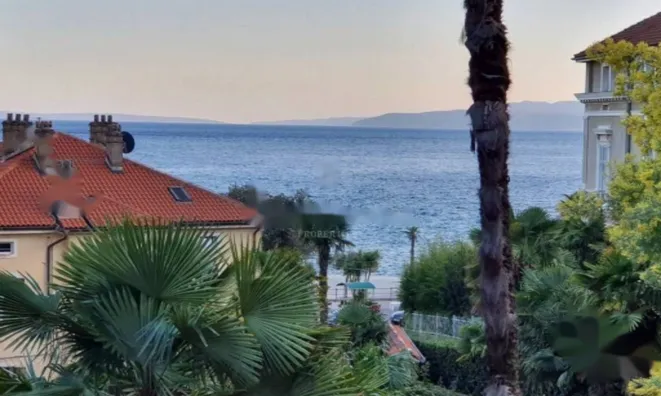 Недвижимость Четырёхкомнатная квартира в центре Опатии: 25