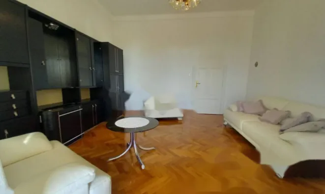 Недвижимость Трёхкомнатная квартира, Опатия: 3