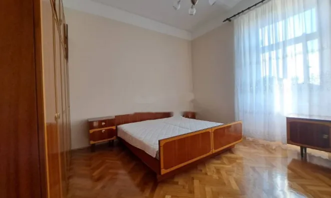 Недвижимость Трёхкомнатная квартира, Опатия: 9