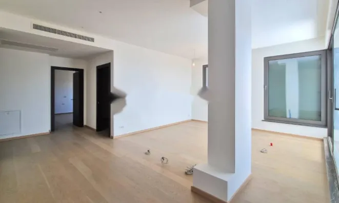 Недвижимость Четырехкомнатная квартира Центр: 13