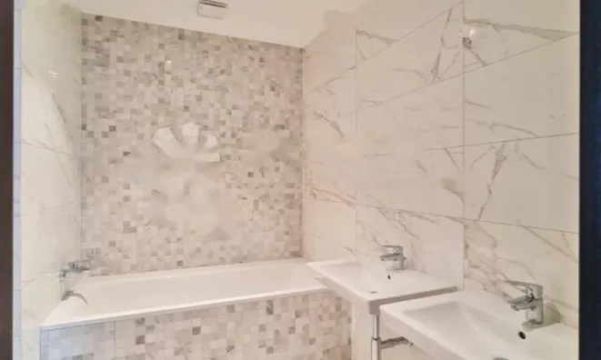 Недвижимость Четырехкомнатная квартира Центр: 14