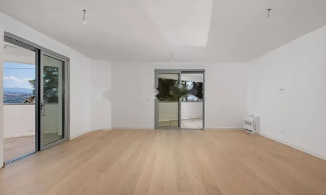 Недвижимость Двухкомнатная квартира Опация: 10