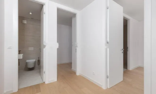 Недвижимость Двухкомнатная квартира Опация: 11