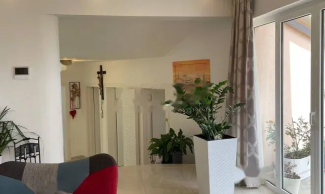 Недвижимость Семейный дом в центре Опатии: 19