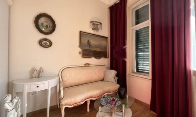 Недвижимость Однокомнатная квартира в центре, Опатия: 4