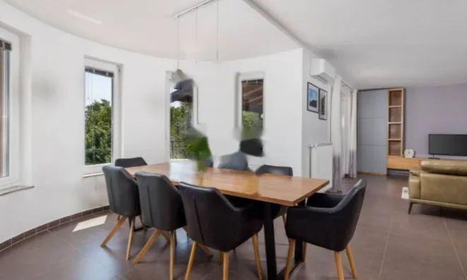 Недвижимость Семейный дом 200 м², центр Опатии: 25