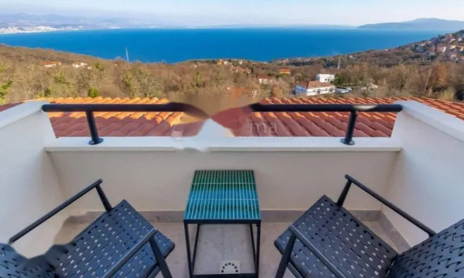 Недвижимость Семейный дом 180 м² Опация: 15