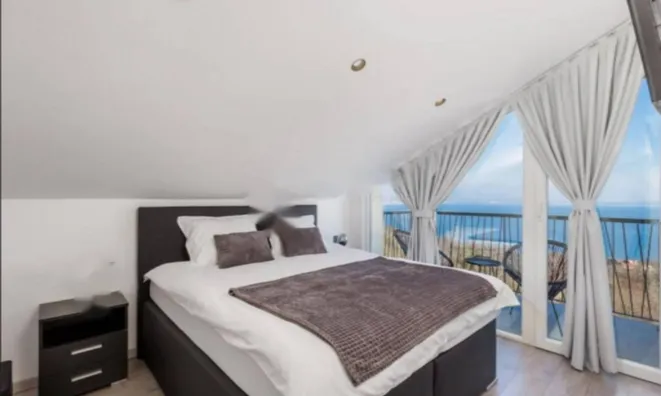 Недвижимость Семейный дом 180 м² Опация: 19