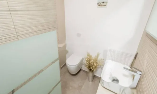 Недвижимость Семейный дом 180 м² Опация: 22