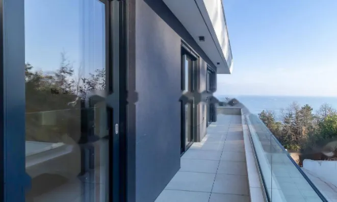 Недвижимость Трёхкомнатная квартира в центре Опатии: 8