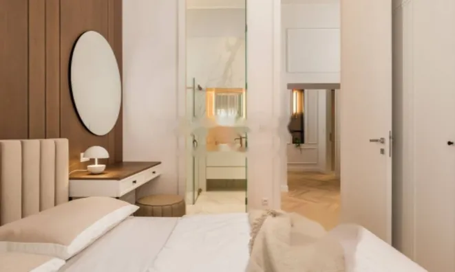 Недвижимость Трехкомнатная квартира Центр: 15