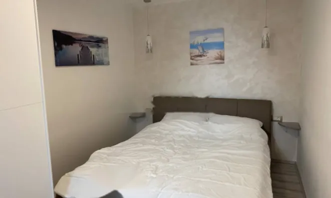 Недвижимость Двухкомнатная квартира в центре: 7