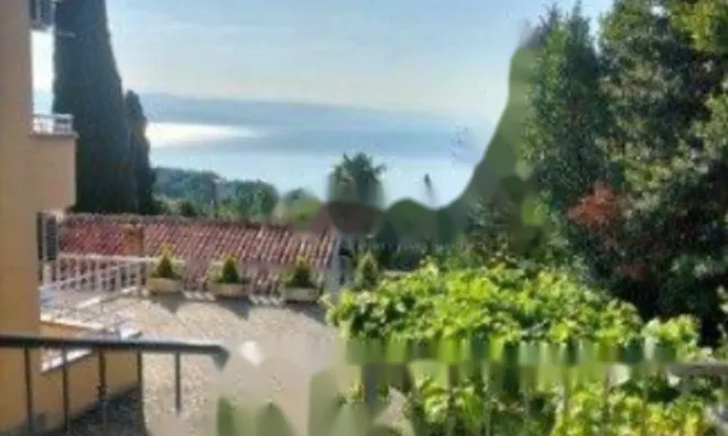 Недвижимость Четырехкомнатная квартира, Опатия: 3