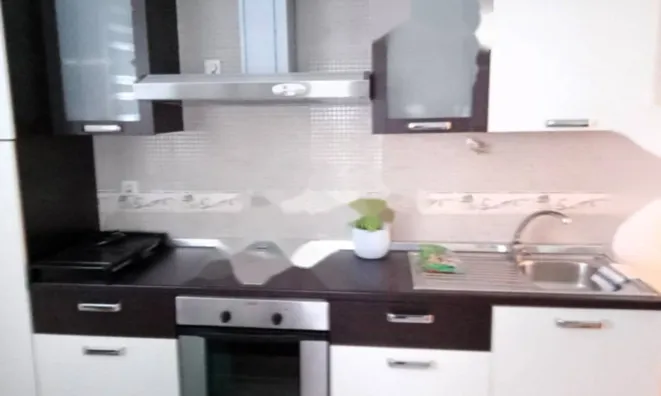 Недвижимость Четырехкомнатная квартира, Опатия: 7