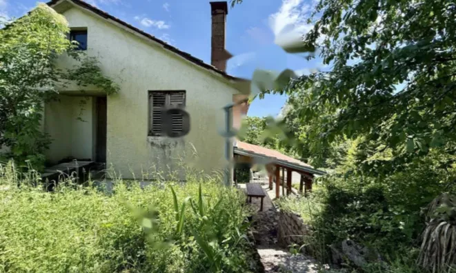 Недвижимость Семейный дом 214 м², Центр: 1