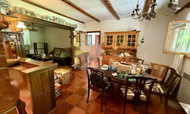 Недвижимость Семейный дом 214 м², Центр: 7