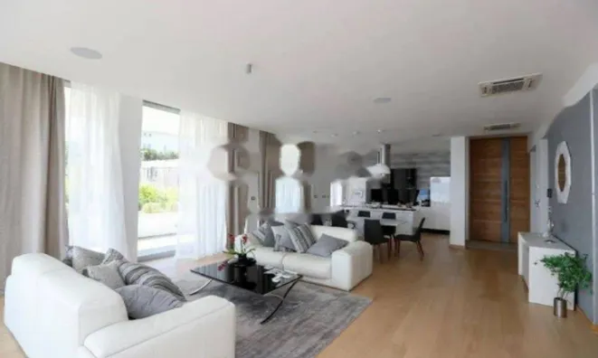 Недвижимость Коттедж 750 м², Центр, Опатия: 13