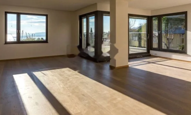 Недвижимость Четырёхкомнатная квартира, Центр: 10