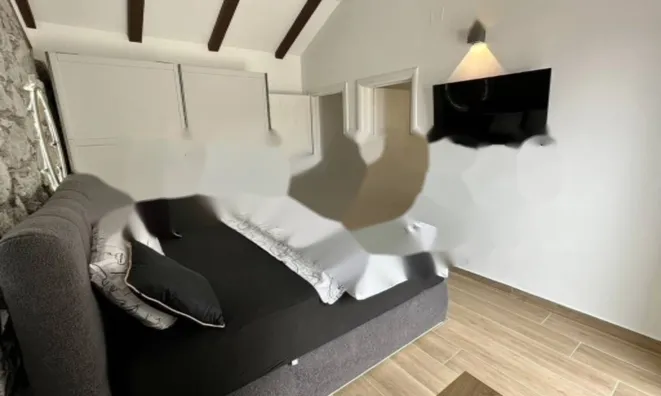 Недвижимость Семейный дом 328 м², Запад: 14