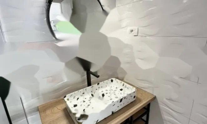 Недвижимость Семейный дом 328 м², Запад: 20