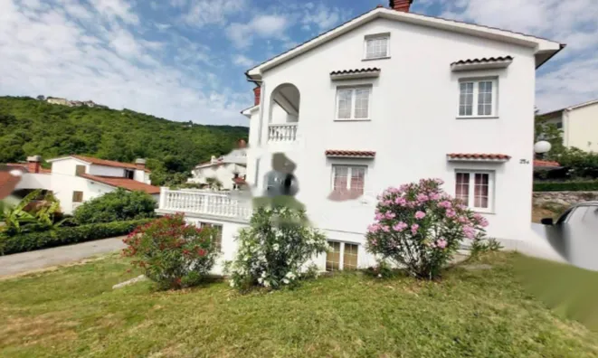 Недвижимость Семейный дом в центре Опатии: 1