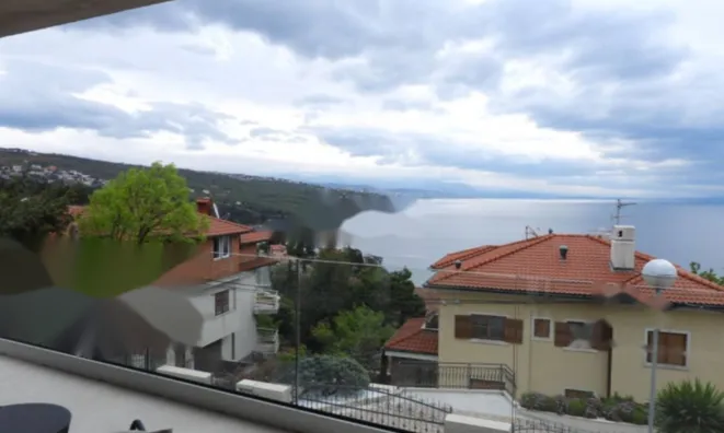 Недвижимость Трехкомнатная квартира, Центр: 15