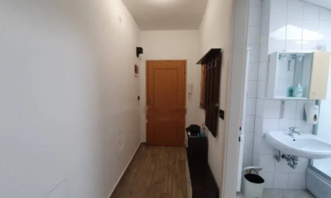 Недвижимость Двухкомнатная квартира, Центр: 9