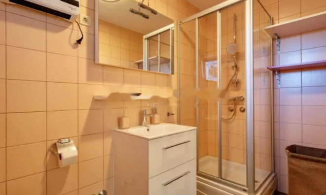 Недвижимость Семейный дом 500 м², Центр, Опатия: 23