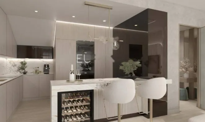 Недвижимость Трёхкомнатная квартира в Центре: 1