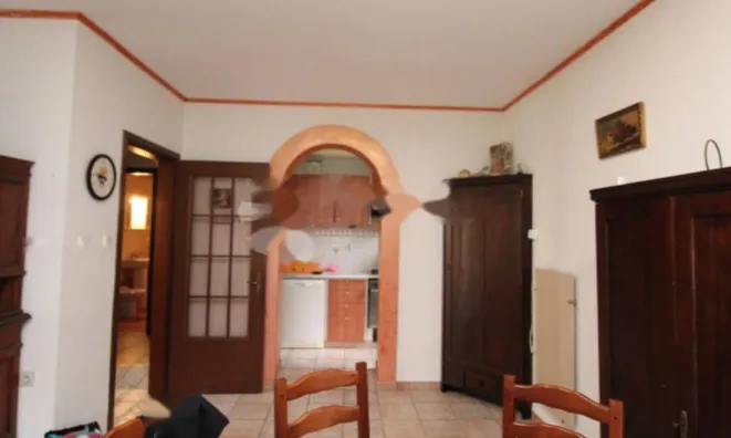 Недвижимость Двухкомнатная квартира, Центр: 10