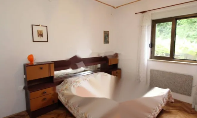 Недвижимость Двухкомнатная квартира, Центр: 20