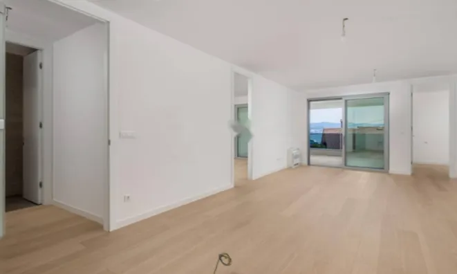 Недвижимость Трехкомнатная квартира 95 м²: 19