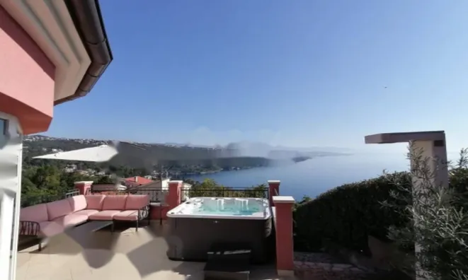 Недвижимость Семейный дом 550 м² в Центре: 3