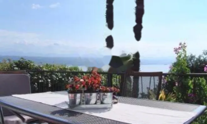 Недвижимость Двухкомнатная квартира в центре: 2