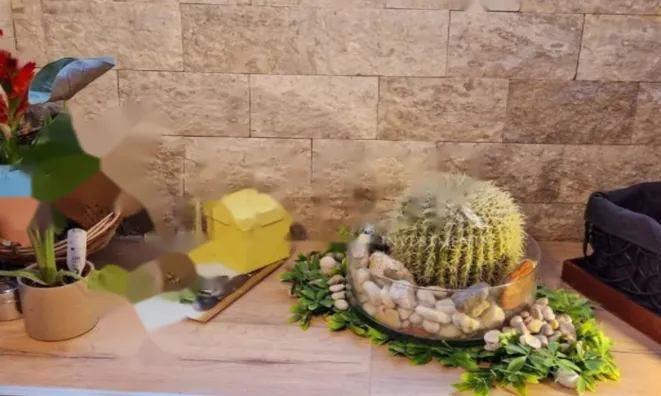 Недвижимость Двухкомнатная квартира в центре: 12