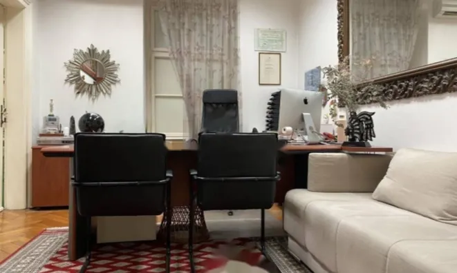 Недвижимость Двухкомнатная квартира, Центр: 2