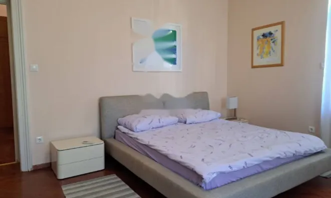 Недвижимость Трёхкомнатная квартира в Центре: 3