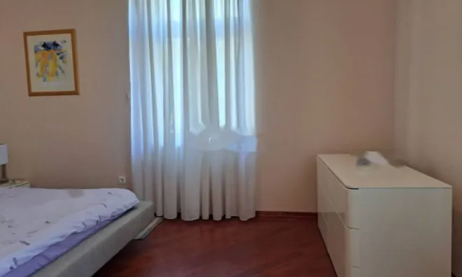 Недвижимость Трёхкомнатная квартира в Центре: 4