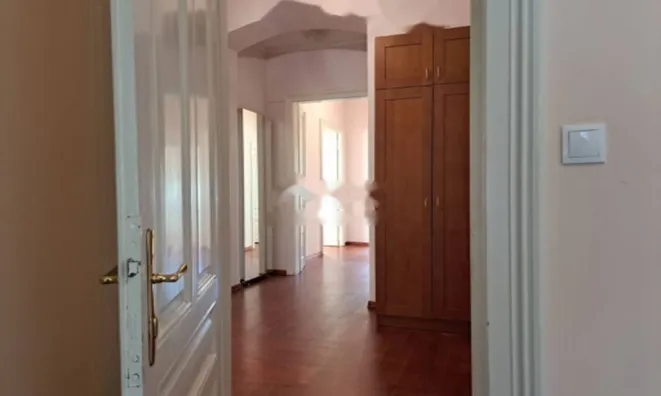 Недвижимость Трёхкомнатная квартира в Центре: 6