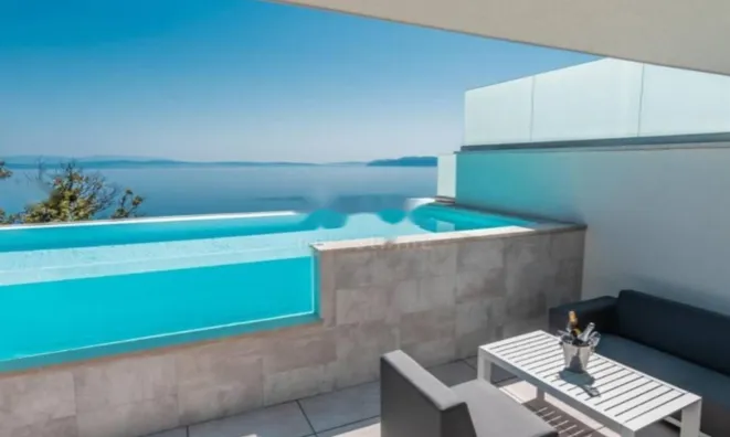 Недвижимость Семейный дом 250 м², Центр, Опатия: 1