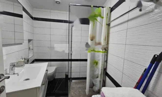 Недвижимость Двухкомнатная Квартира в Центре: 8