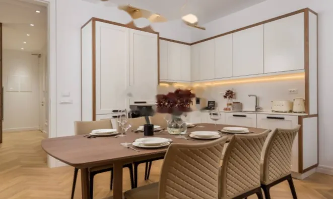 Недвижимость Трёхкомнатная квартира в Центре: 8