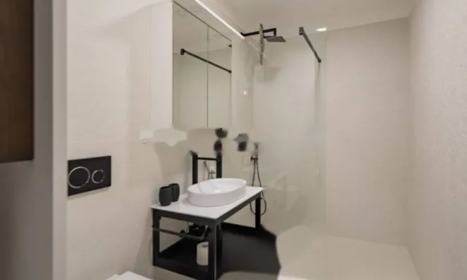 Недвижимость Четырехкомнатная квартира: 23