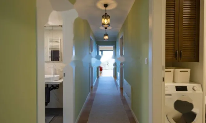 Недвижимость Четырехкомнатная квартира: 25