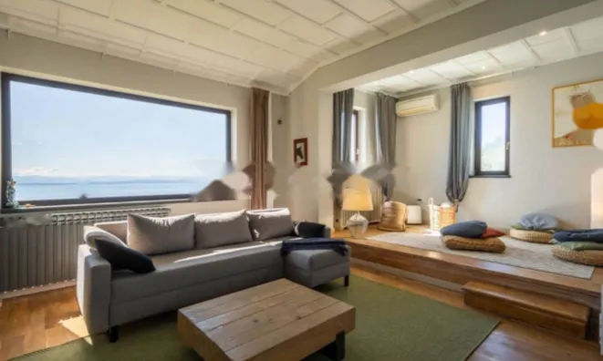 Недвижимость Особняк 330 м² в Центре Опатии: 1