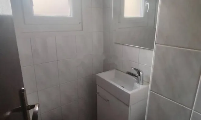 Недвижимость Двухкомнатная квартира, центр: 8