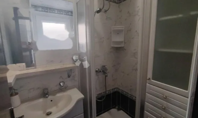 Недвижимость Двухкомнатная квартира, центр: 9