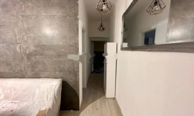 Недвижимость Трехкомнатная квартира Центр: 7